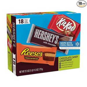 HERSHEY'S, KIT KAT and REESE'S Assorted Milk Chocolate Candy Variety Box, Halloween Candy, 27.3 oz (18 Count)